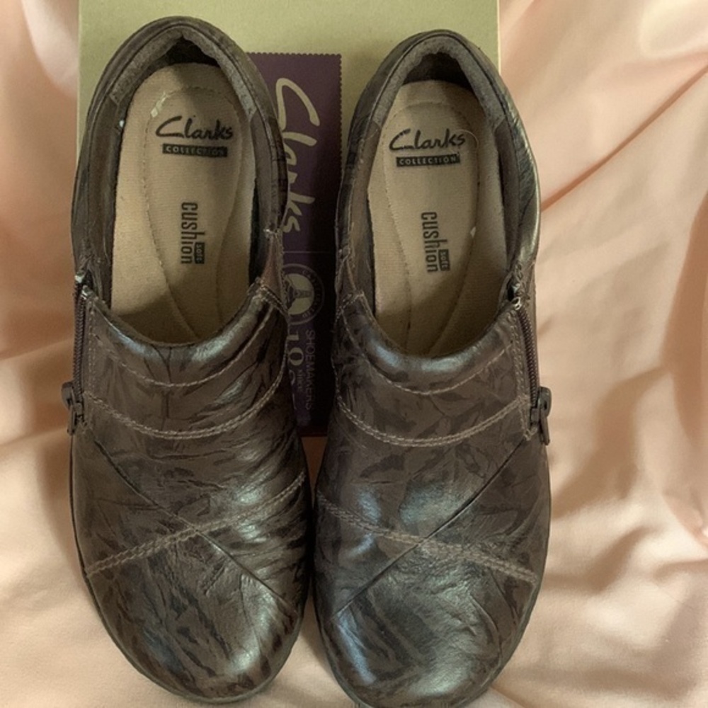 Used Clark’s, Fianna Ellie, Brown Leather CUIR-MARRON, size 8M